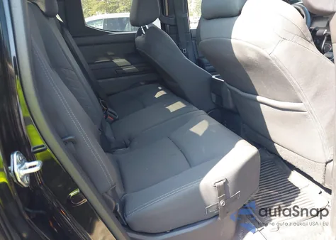 2024 Toyota Tacoma Sr5 4Wd z USA, uszkodzony, nr VIN 3TMLB5JN9RM029439